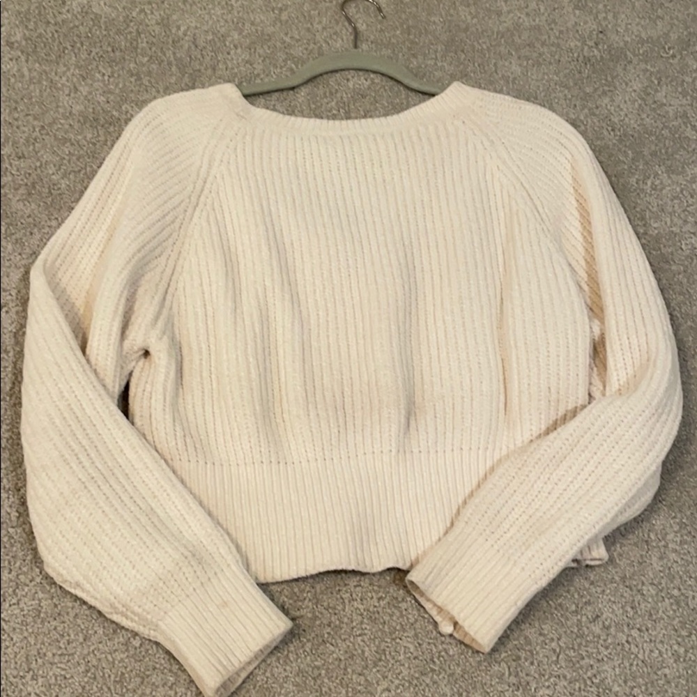 Urban outfitters white chenille sweater, xs - Picture 3 of 3